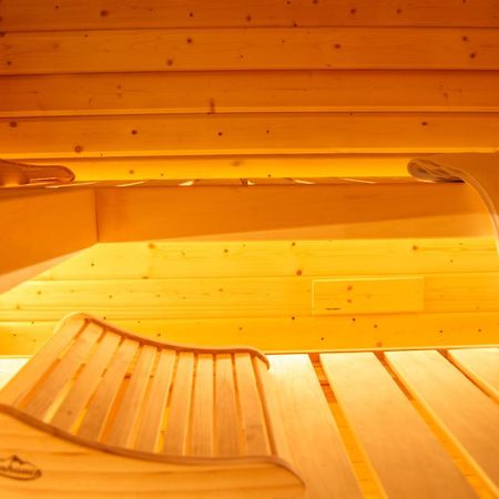 Wellness Mitten In Der Wasserfallstadt Triberg Triberg im Schwarzwald Extérieur photo