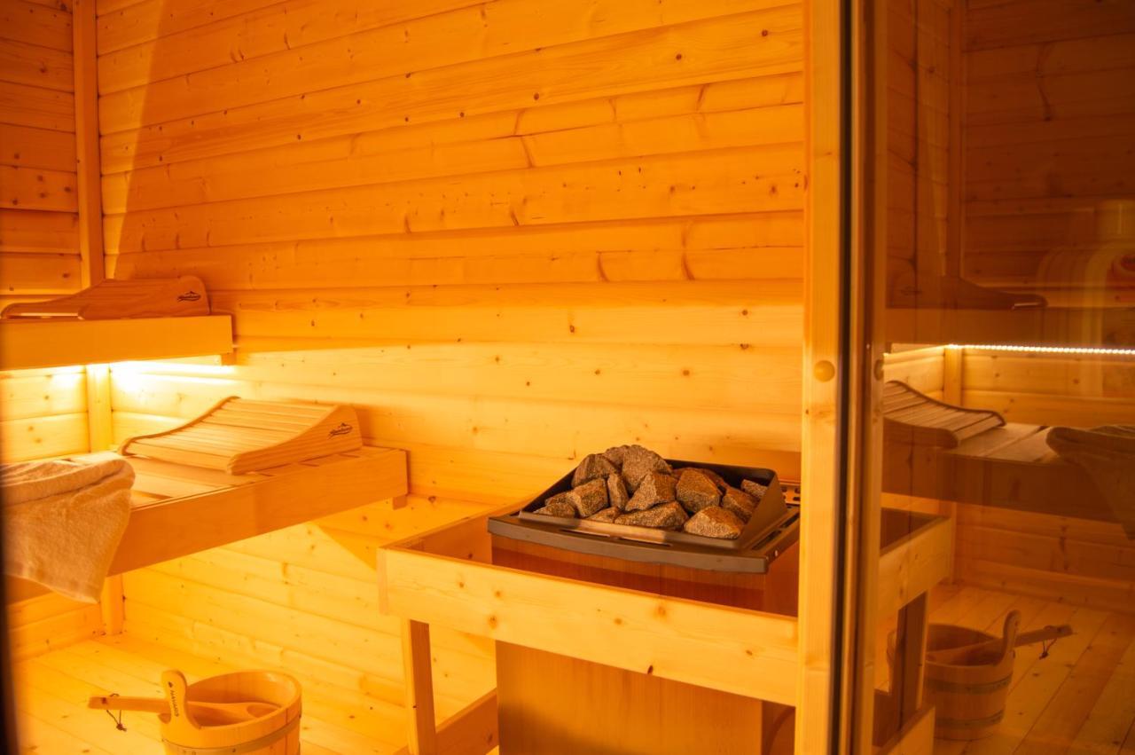Wellness Mitten In Der Wasserfallstadt Triberg Triberg im Schwarzwald Extérieur photo
